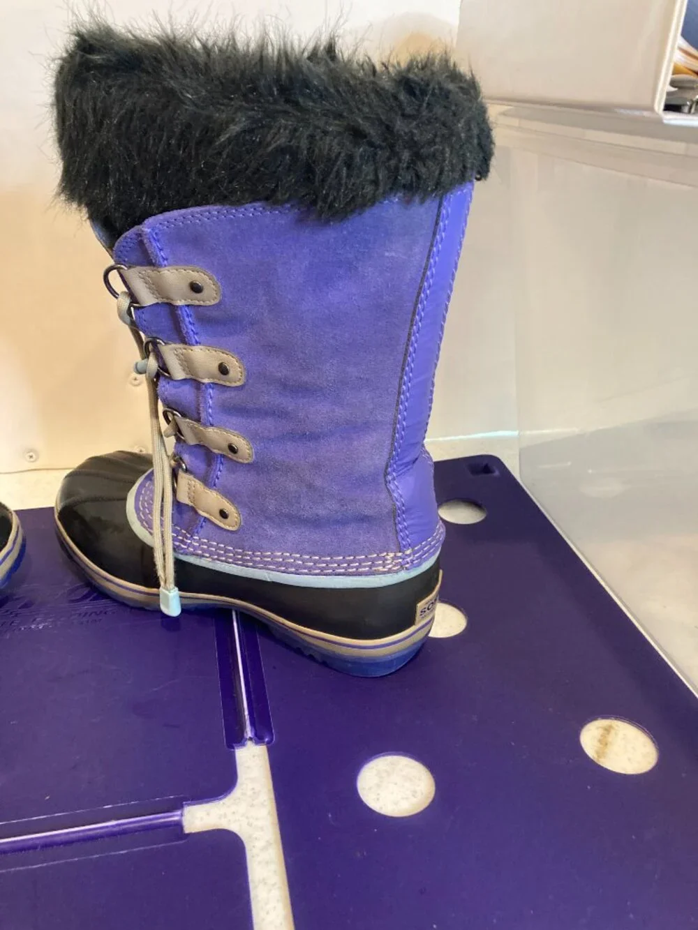 SOREL JOAN OF ARTIC WATERPROOF BOOT SIZE WOMENS 6